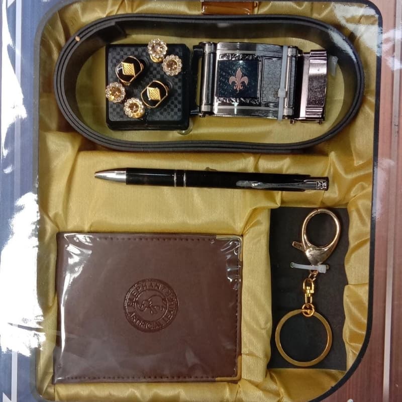 Ideal Classic Belt Wallet Gift Set