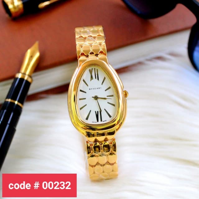 BVLGARI Women With Beautiful Chain Watch/ Different Dial Colours Available
