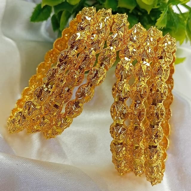 Manjoos Bangels 6pcs Set Gold Plated Sizes (2/ sawa2/ Dhai/ Pone3)