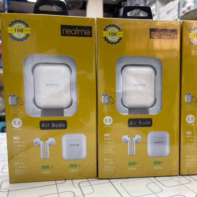 RealMe Airpods 2