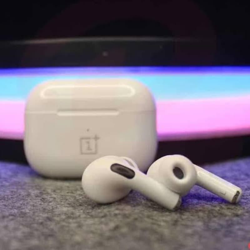 One Plus Airpods Pro 3