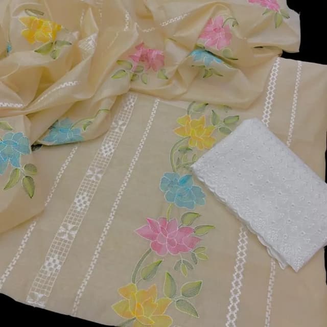 Women's clothing