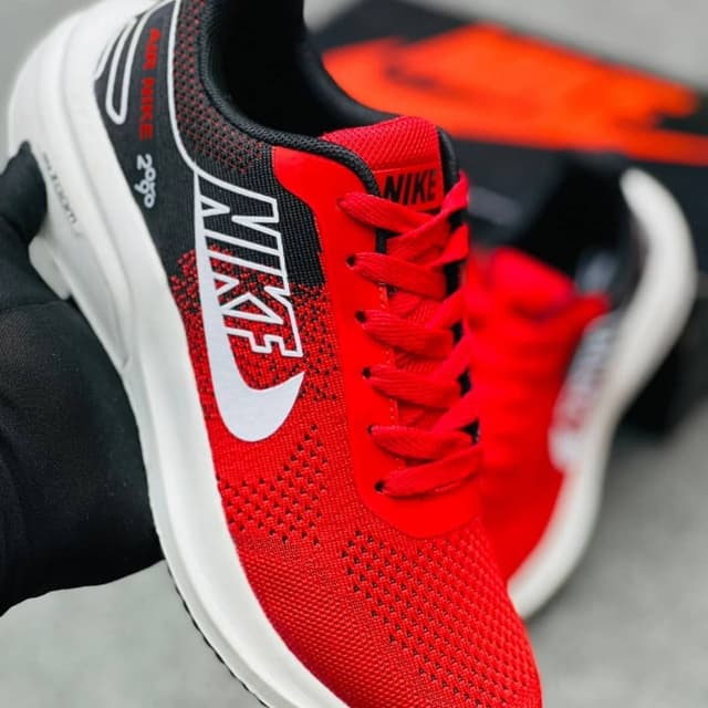Nike Zoom X20