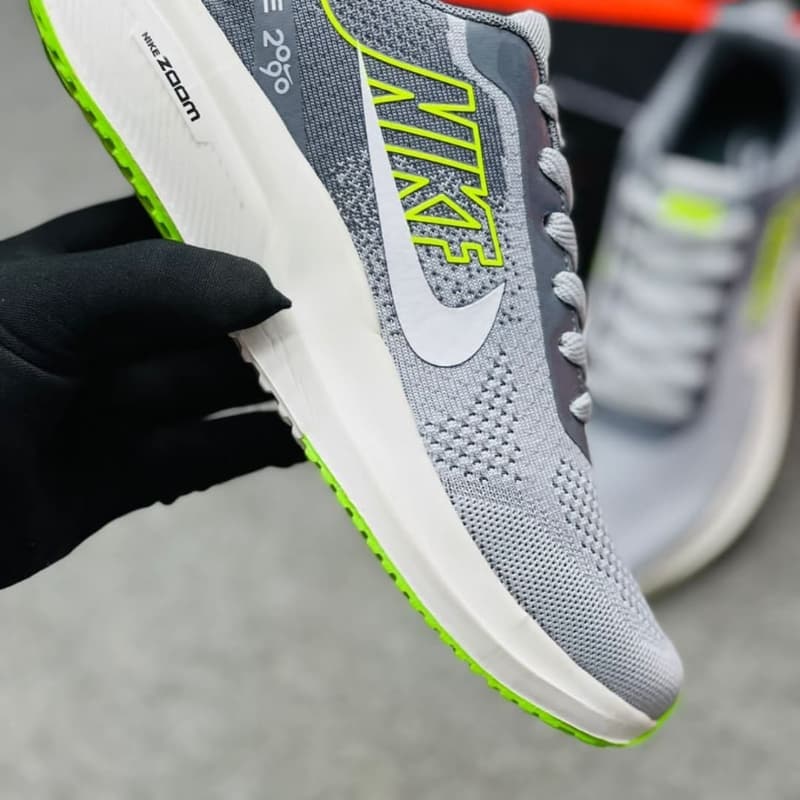 Nike Zoom X20